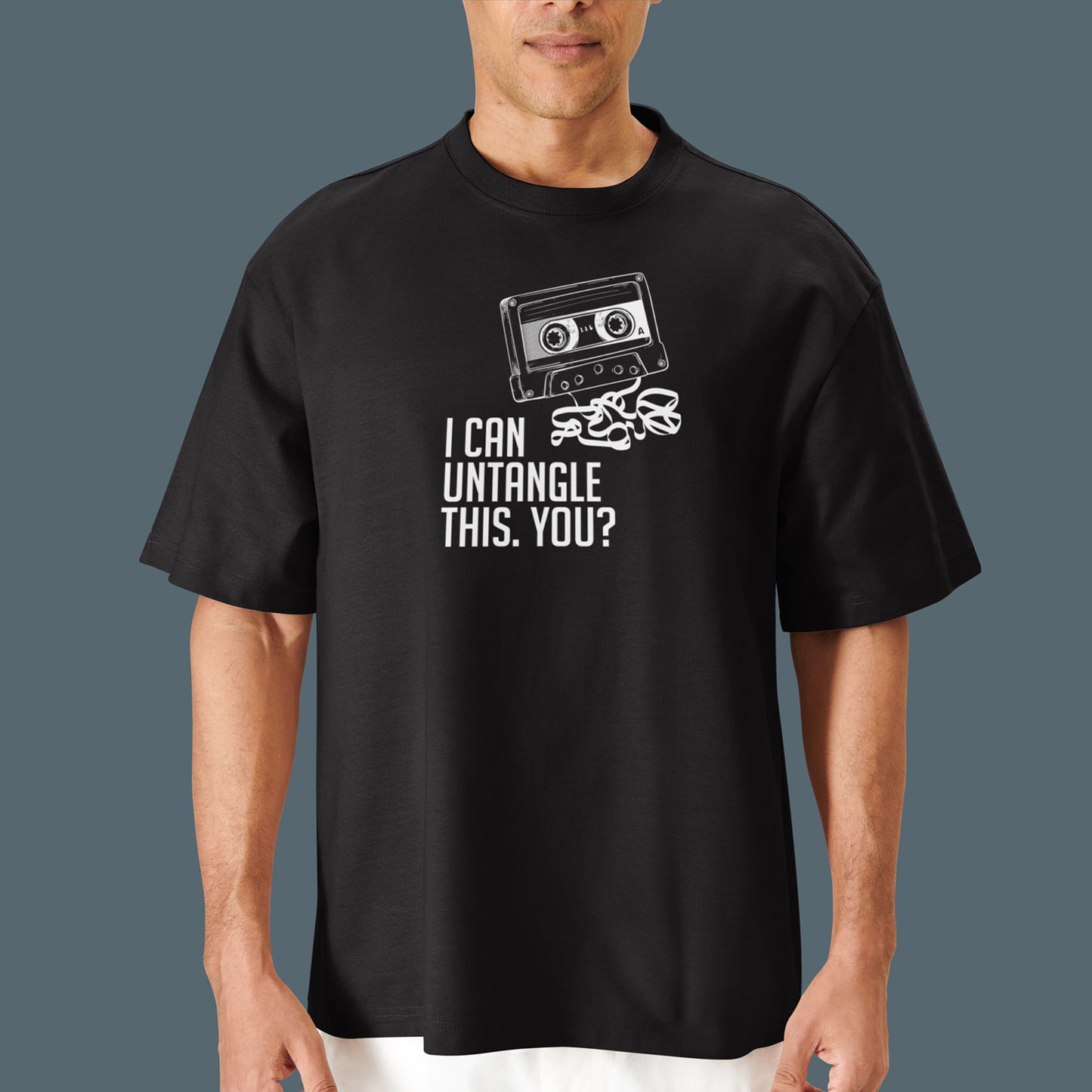 Retro oversized T-shirt -with tangled cassette tape print – streetwear style